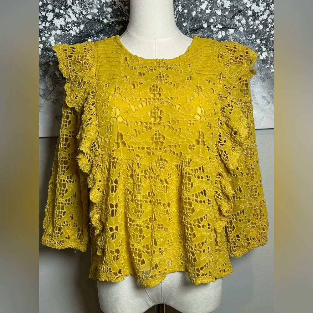Anthropologie clementine Ruffled eyelet Blouse in vibrant mustard yellow size 4